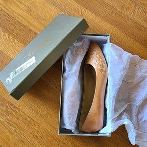 Tan Leather Flats - Trotters Estee